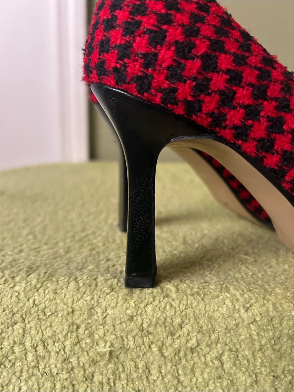 NWOB Costa Blanca Red & Black Houndstooth Pointed Pumps Sz 6 - Picture 6 of 12